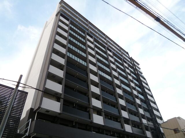 Advance Nagoya Moxie Apartments in Downtown Nagoya