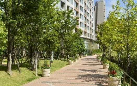 【Tokyo】Minato Ward Akasaka Park Court Akasaka – South Facing 2 Bedrooms Apartment